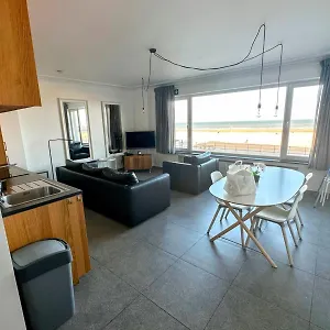  Apartment Zeezicht Majestic 1